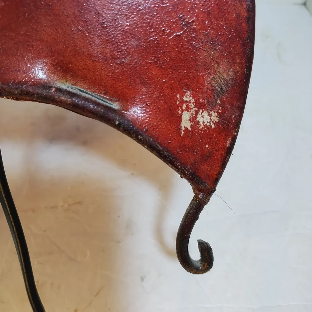 Vintage Pig Skin Table Lamp Iron Accent Light Spanish Red Leather Scroll Bedside - Picture 10 of 16